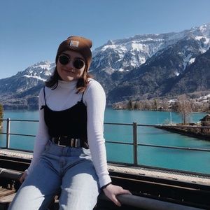 Meet your Posher, Shayla